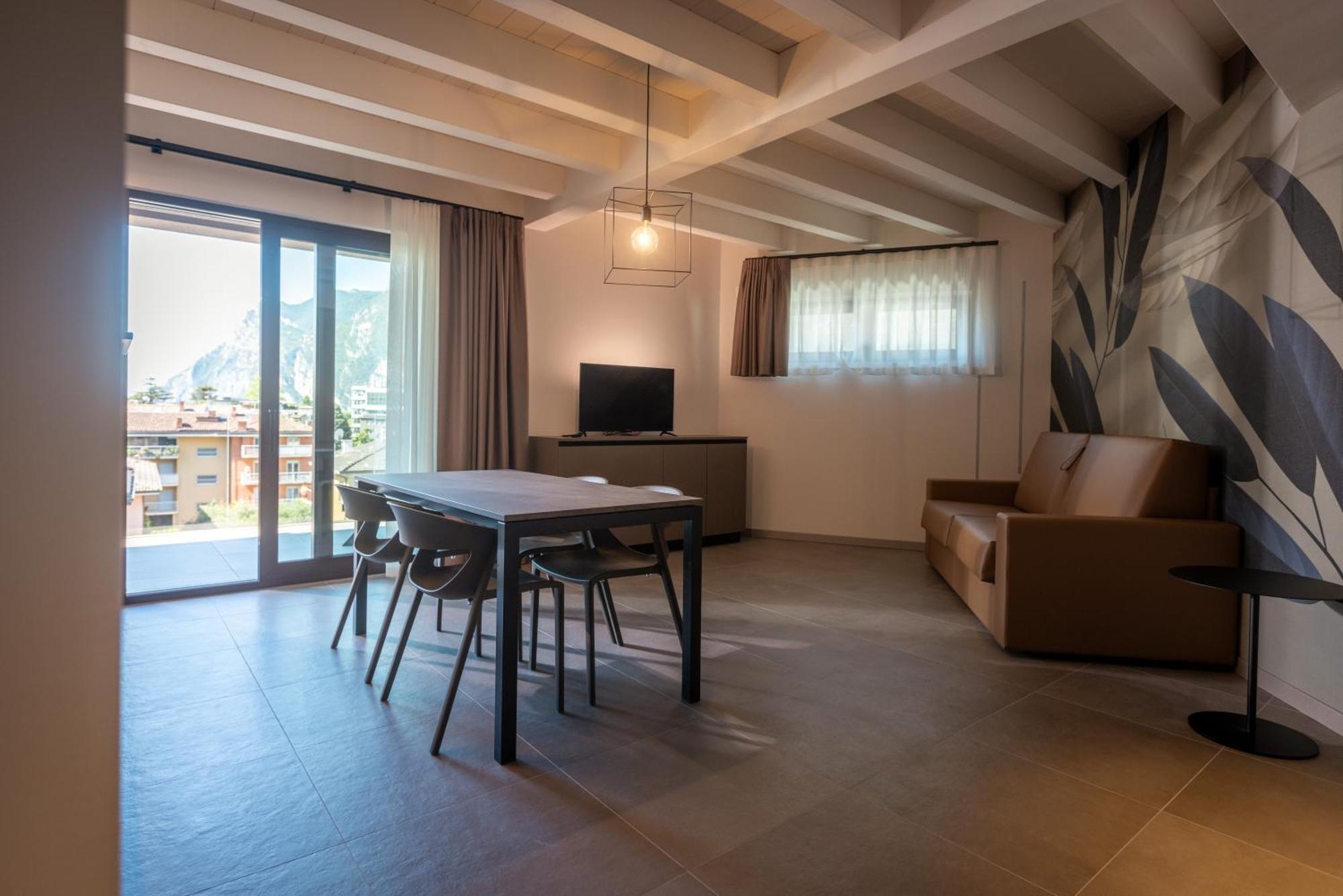 Residence Paradise Riva del Garda Ngoại thất bức ảnh