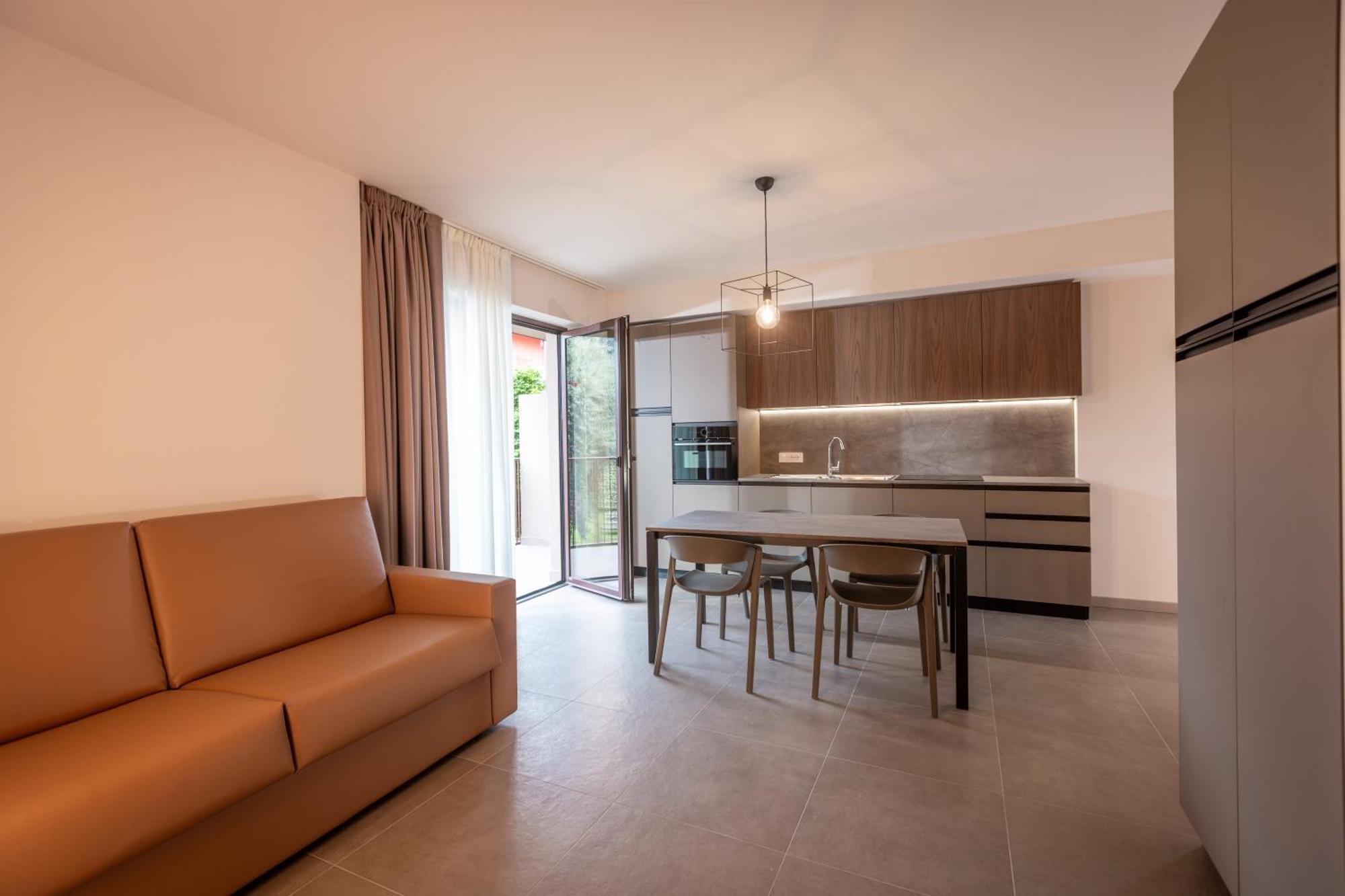 Residence Paradise Riva del Garda Ngoại thất bức ảnh